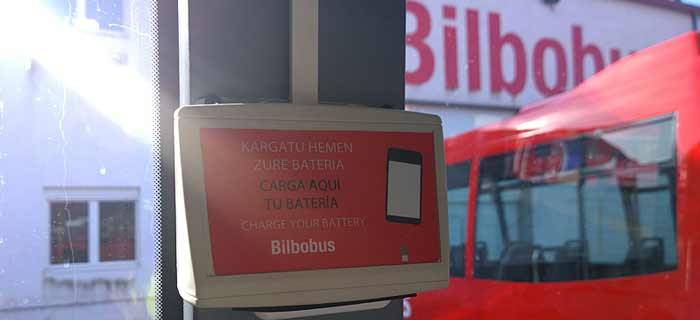 bilbobus-cargador-moviles