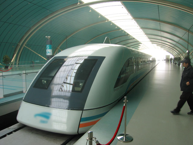 Shanghai_maglev